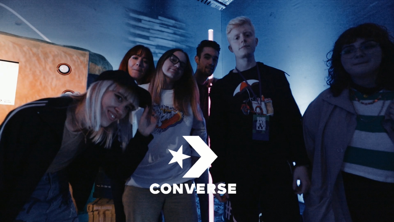 Sneakerville Playhouse 2021 – Converse